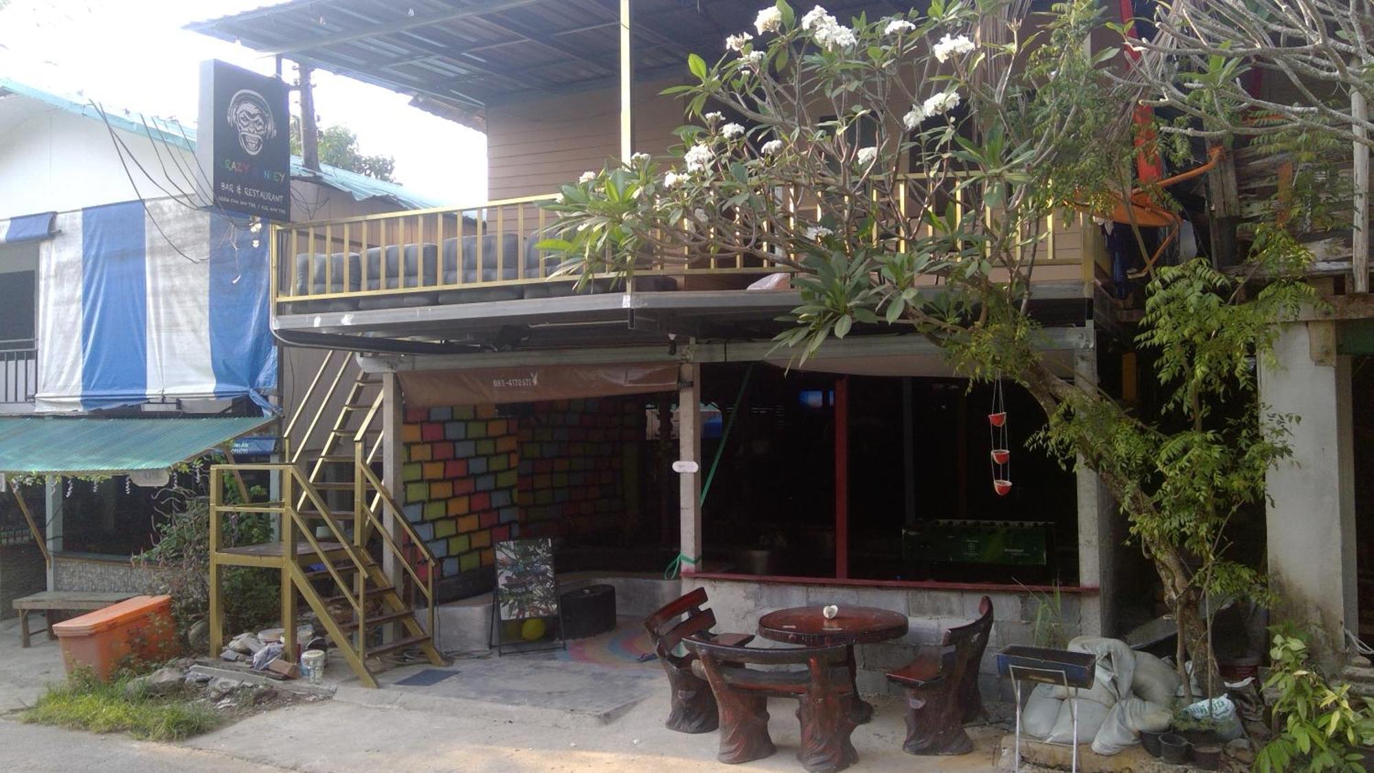 Hotel Crazy Monkey Trat Exterior foto