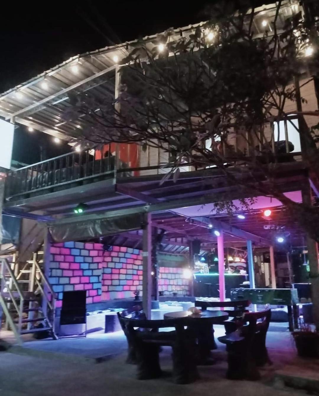 Hotel Crazy Monkey Trat Exterior foto